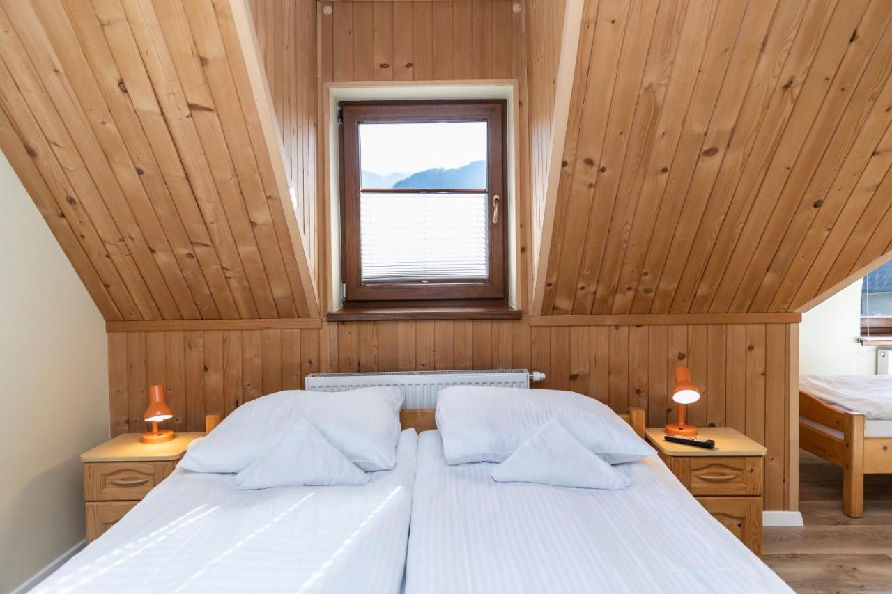 Domy Sywarne Z Sauna I Widokiem Na Gory กอสเชียลิสกอ ภายนอก รูปภาพ