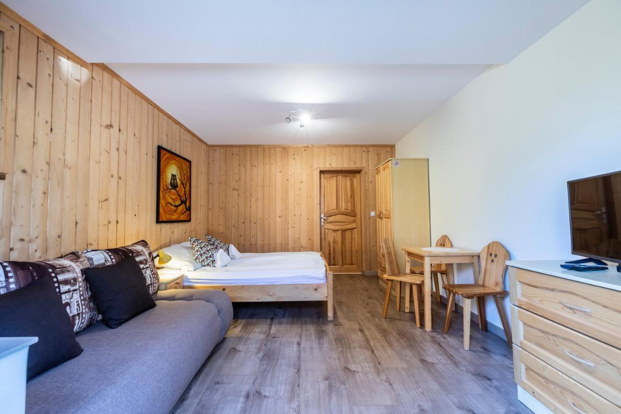 Domy Sywarne Z Sauna I Widokiem Na Gory กอสเชียลิสกอ ภายนอก รูปภาพ